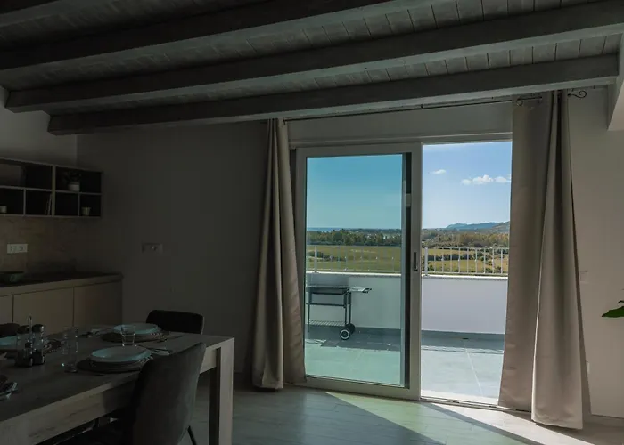 A Cara A Mare Tatil Evi